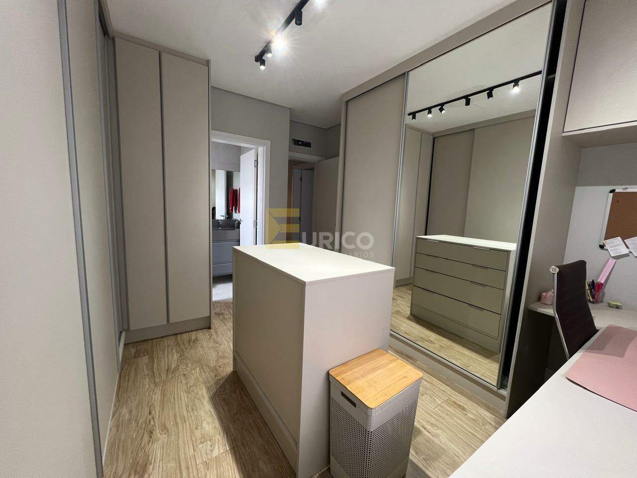 Casa em condomínio à venda no Condomínio Via Castelli em Louveira/SP: