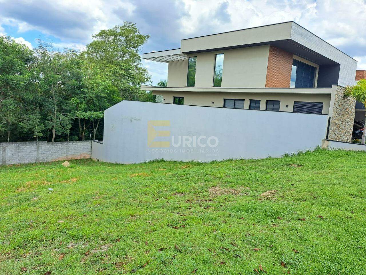 Terreno à venda no Condomínio Reserva das Palmeiras em Valinhos/SP: 