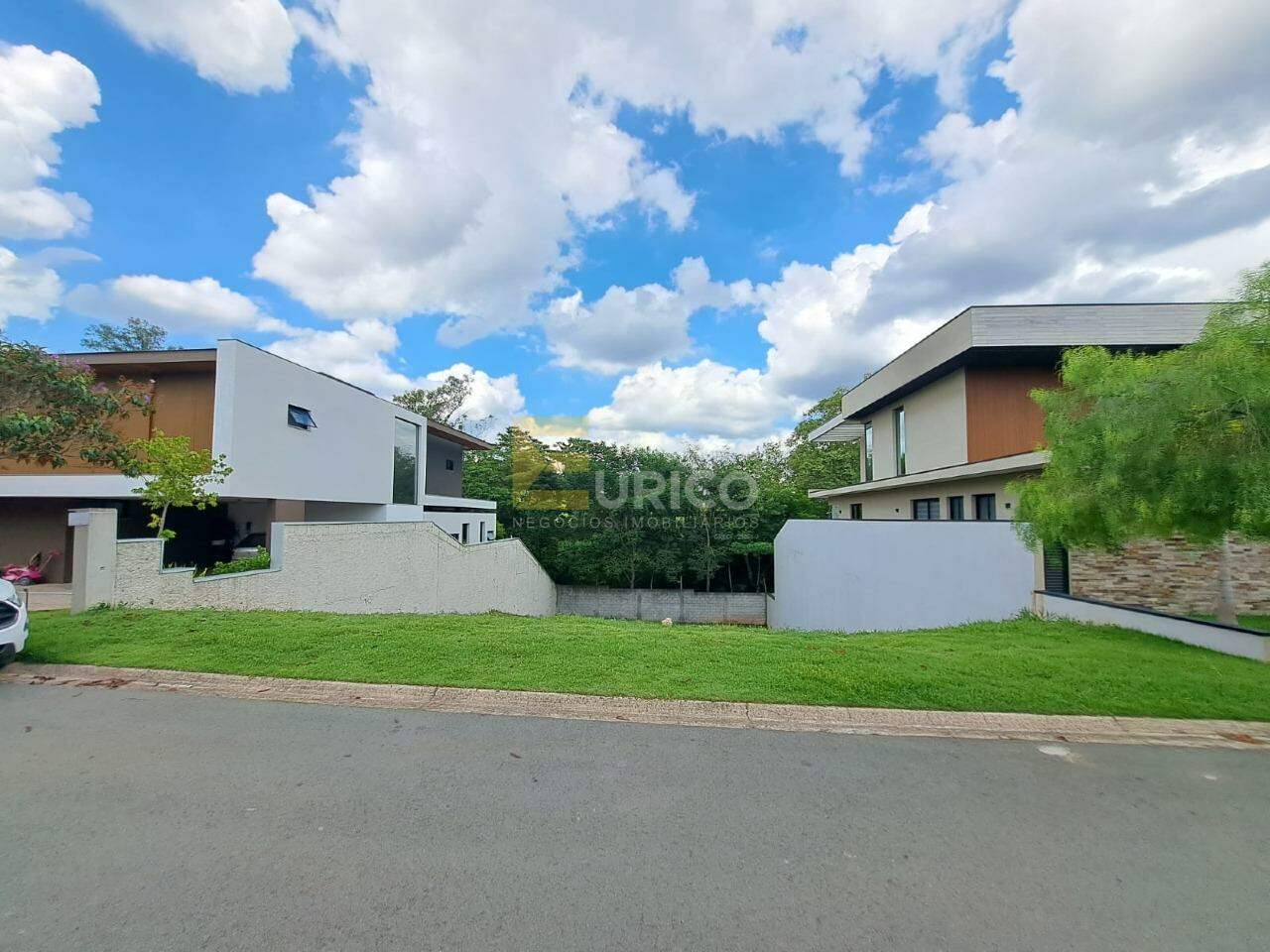 Terreno à venda no Condomínio Reserva das Palmeiras em Valinhos/SP: 