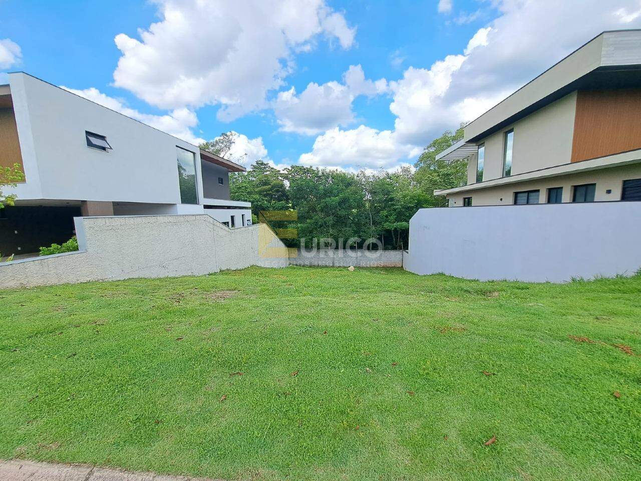 Terreno à venda no Condomínio Reserva das Palmeiras em Valinhos/SP: 
