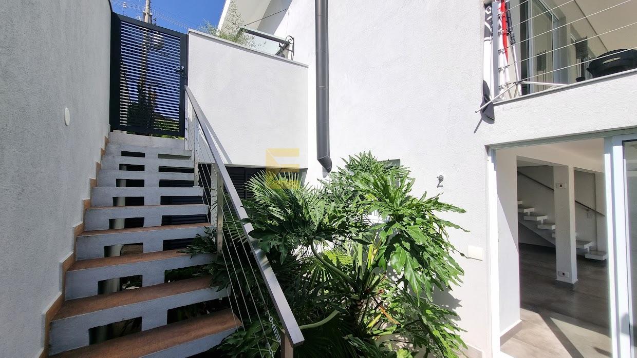 Casa em condomínio para aluguel no Marambaia em Vinhedo/SP: 