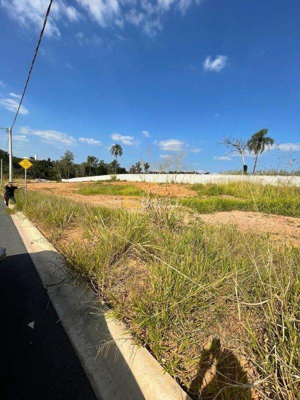 Terreno em Condomínio à venda no Condomínio Poesia Japy em Itupeva/SP: 