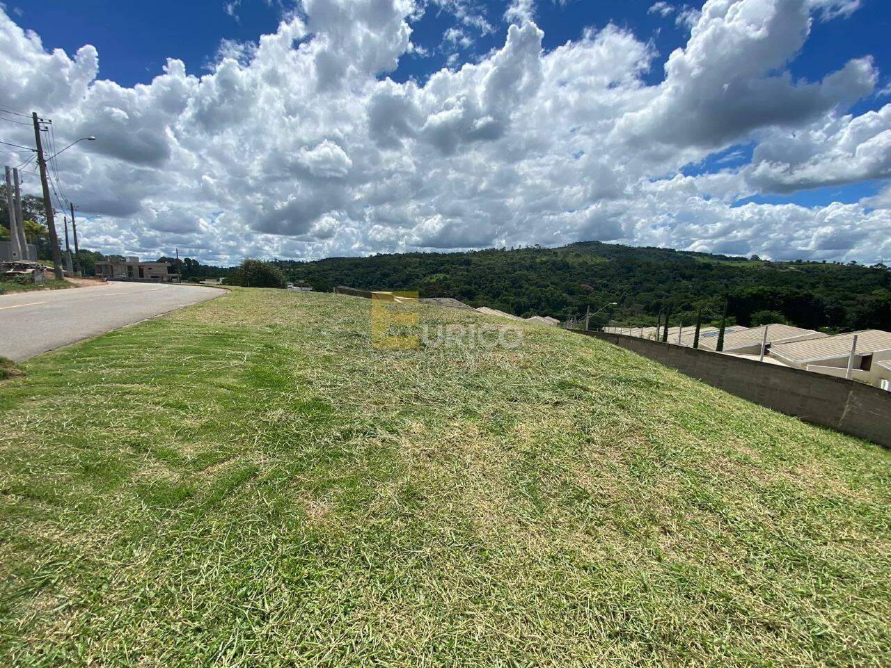 Terreno em Condomínio à venda no Condomínio Villa D´oro em Vinhedo/SP: 