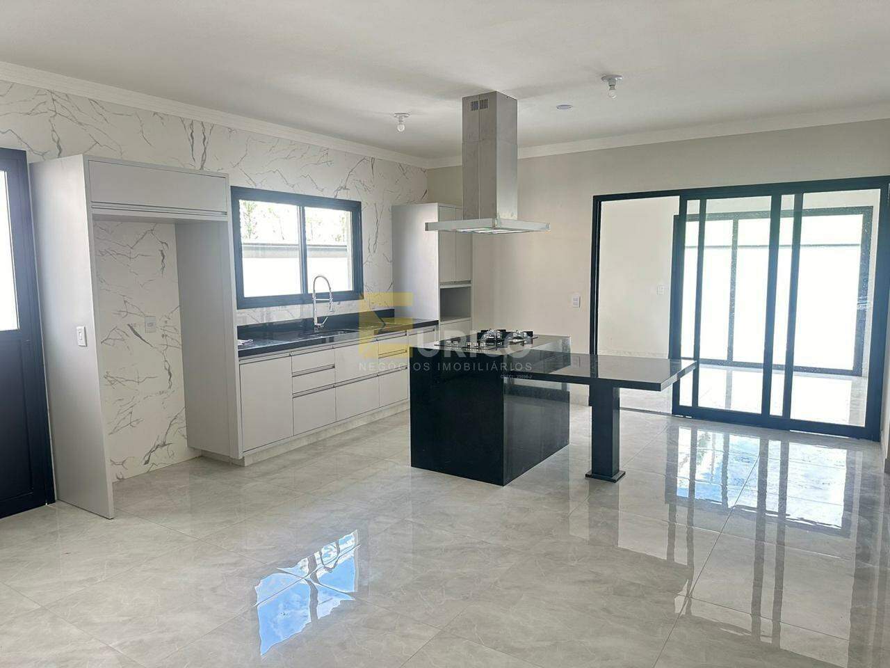 Casa à venda no Condomínio Portal do Jequitibá em Valinhos/SP: 