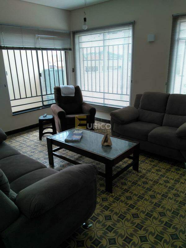 Casa à venda no Centro em Vinhedo/SP: 