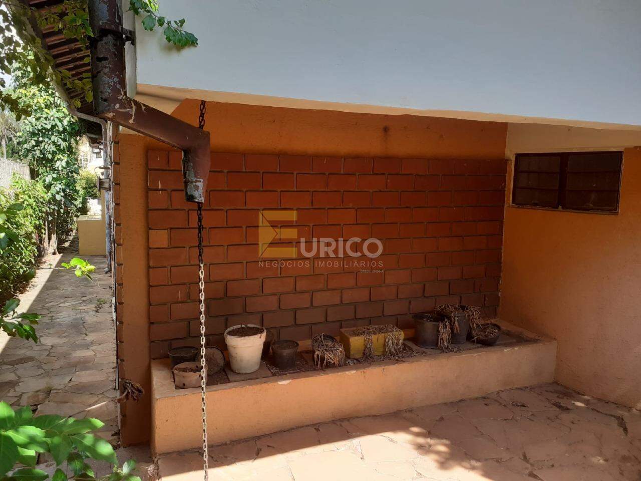 Casa à venda no JARDIM CELANI em Valinhos/SP: 