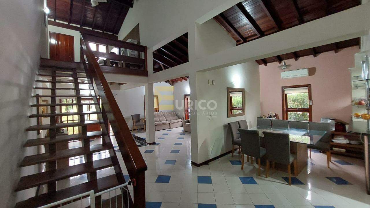 Casa em condomínio à venda no Condomínio Vista Alegre - Sede em Vinhedo/SP: 