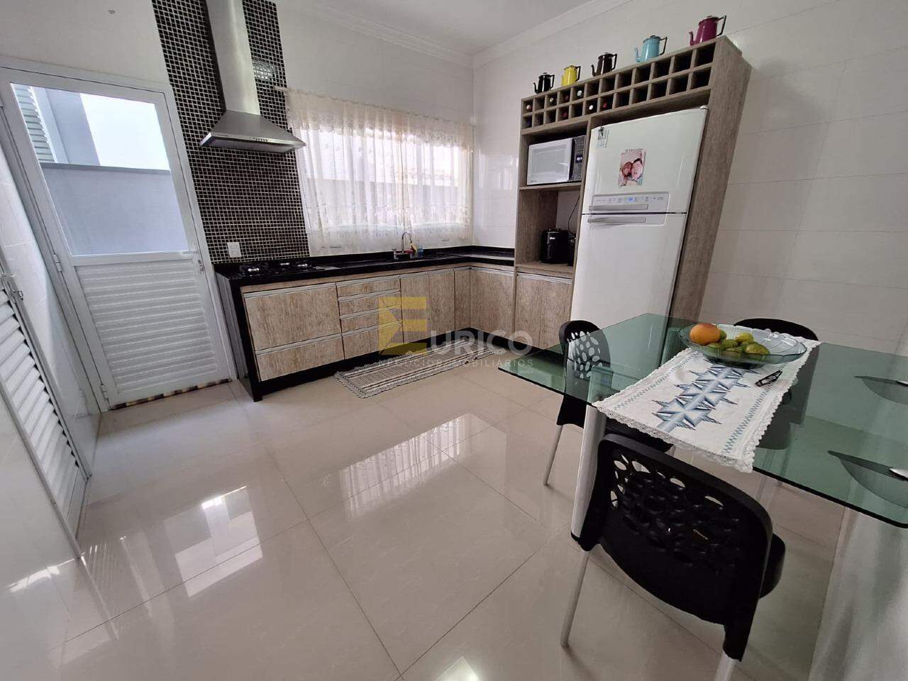 Casa em condomínio à venda no Condomínio Reserva da Mata em Vinhedo/SP: 