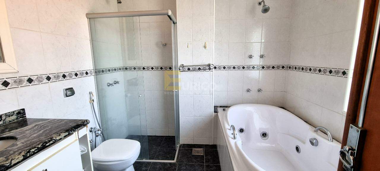 Casa em condomínio para aluguel no Condomínio Vista Alegre - Café em Vinhedo/SP: 