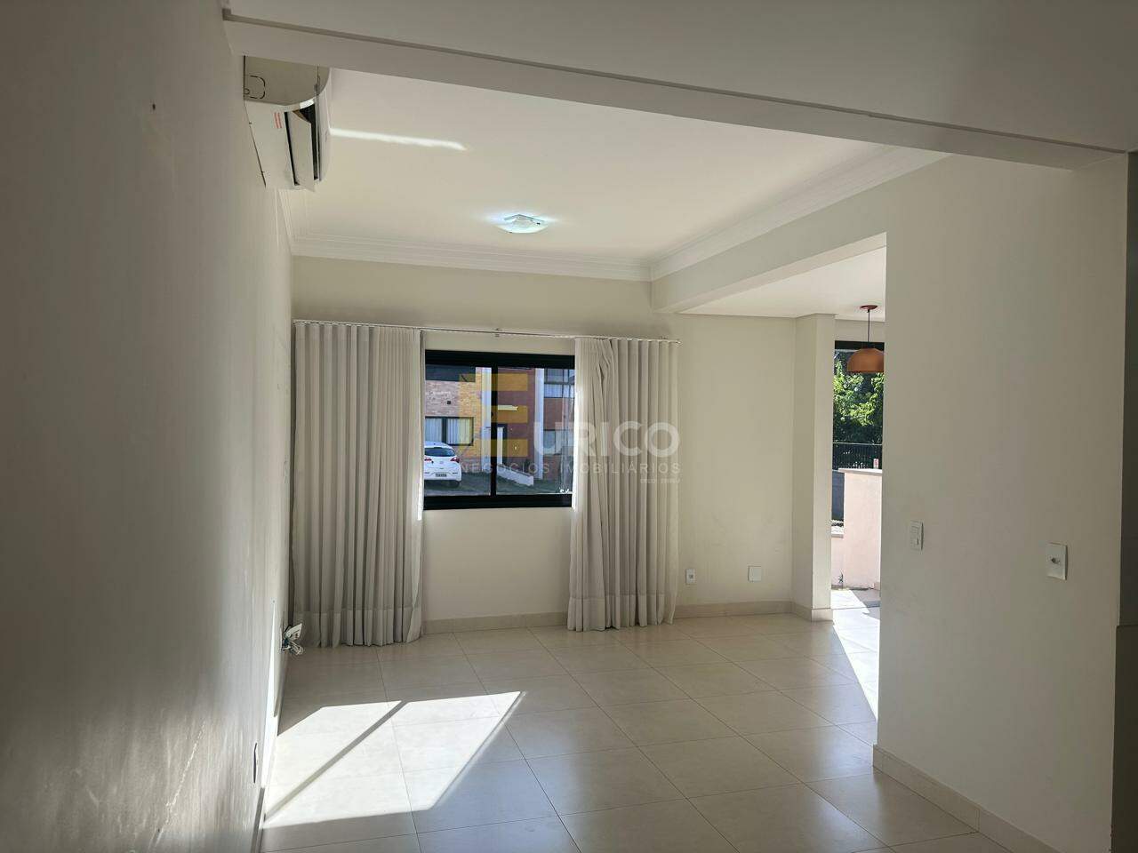 Casa à venda no Condomínio Residencial Quinta das Oliveiras em Valinhos/SP: 