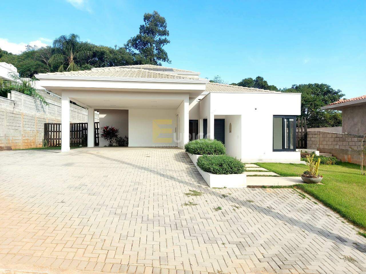 Casa em condomínio à venda no Condomínio Vila Hípica II em Vinhedo/SP: 
