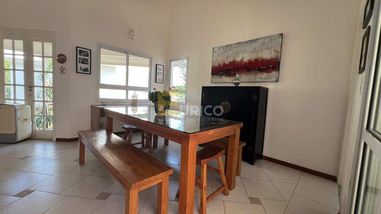 Casa em condomínio à venda no Condomínio Ouro Verde em Valinhos/SP: 