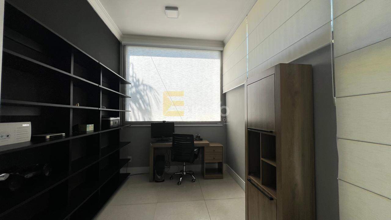 Casa em condomínio à venda no Condomínio Residencial Jardim Primavera em Louveira/SP: