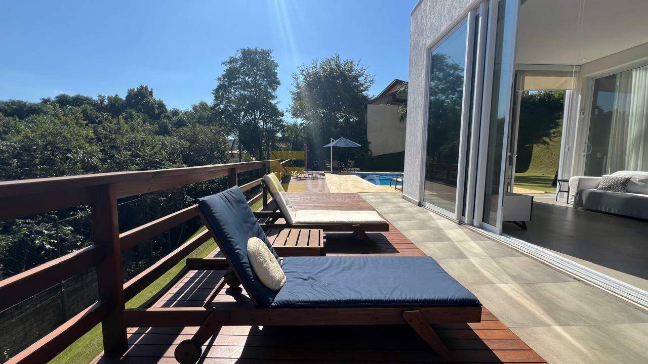 Casa em condomínio à venda no Condomínio Residencial Jardim Primavera em Louveira/SP: