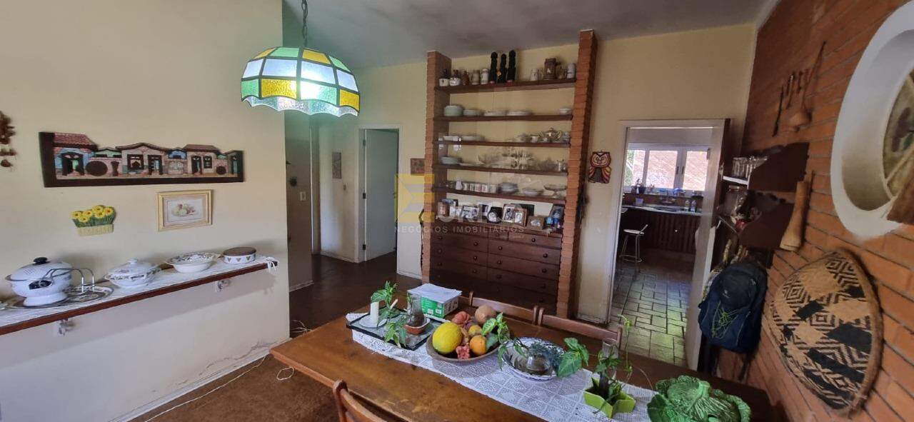 Casa à venda no Centro em Vinhedo/SP: 