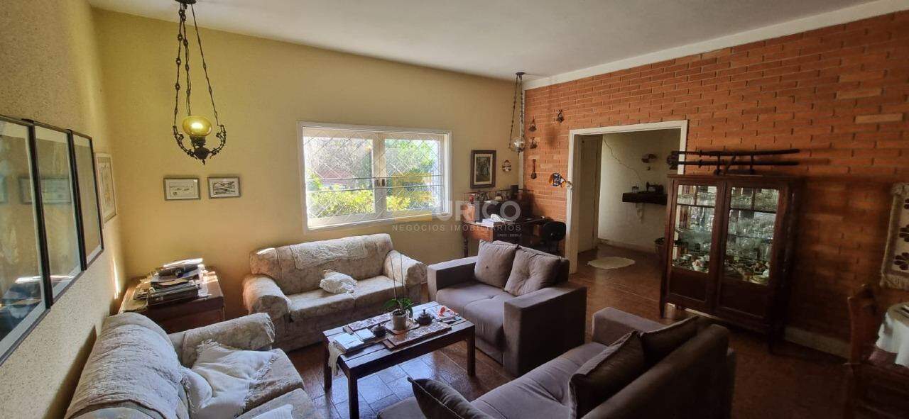 Casa para aluguel no Centro em Vinhedo/SP: 