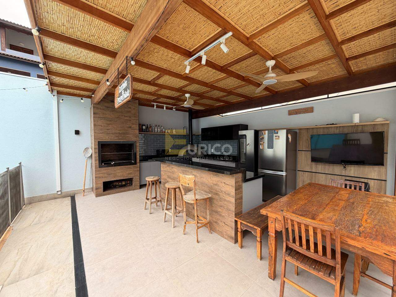 Casa em condomínio à venda no Condomínio Villaggio Capríccio em Louveira/SP: 