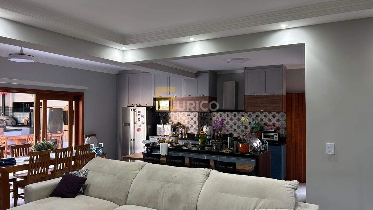 Casa em condomínio à venda no Condomínio Villaggio Capríccio em Louveira/SP: 