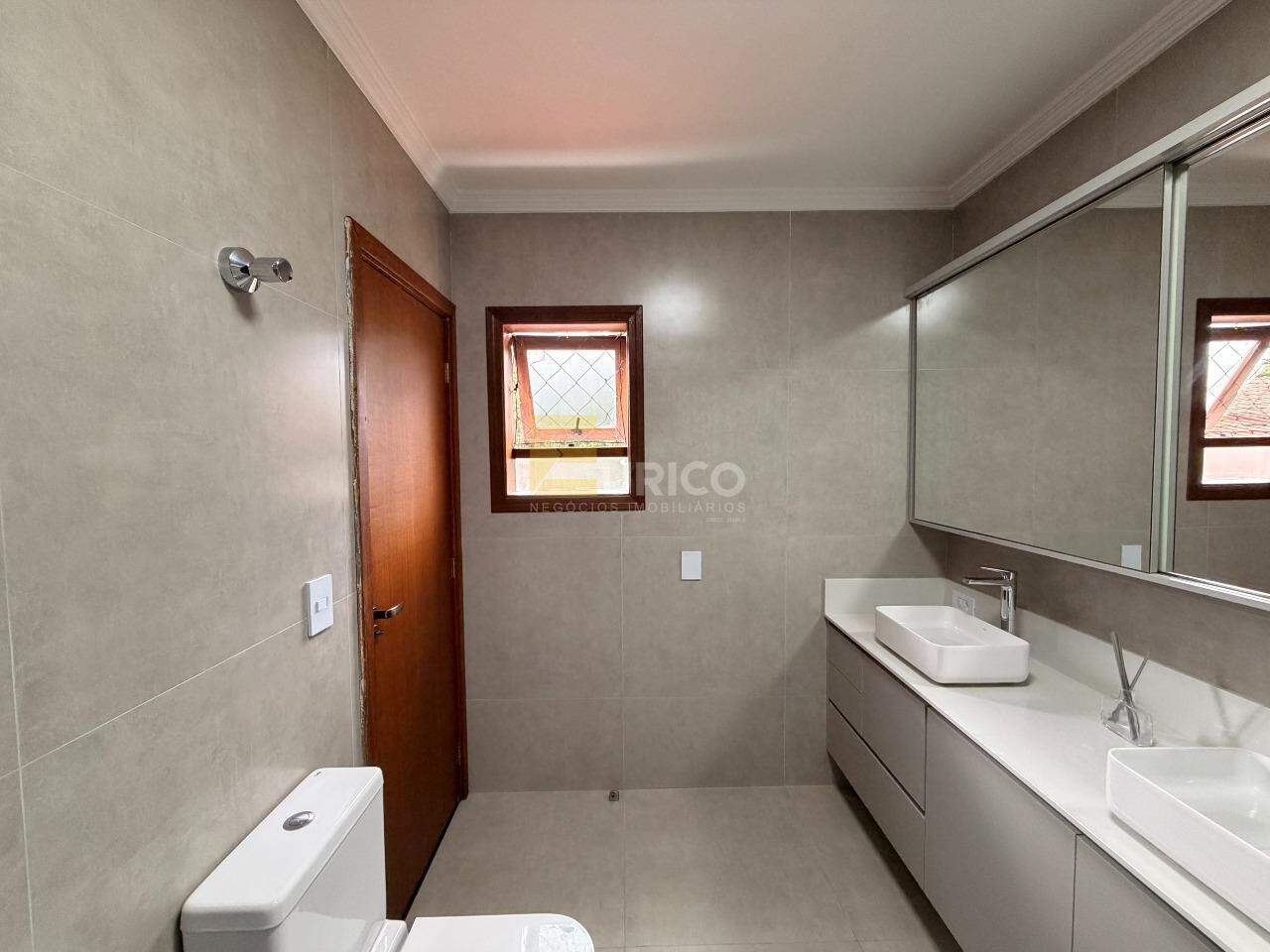 Casa em condomínio à venda no Condomínio Villaggio Capríccio em Louveira/SP: 