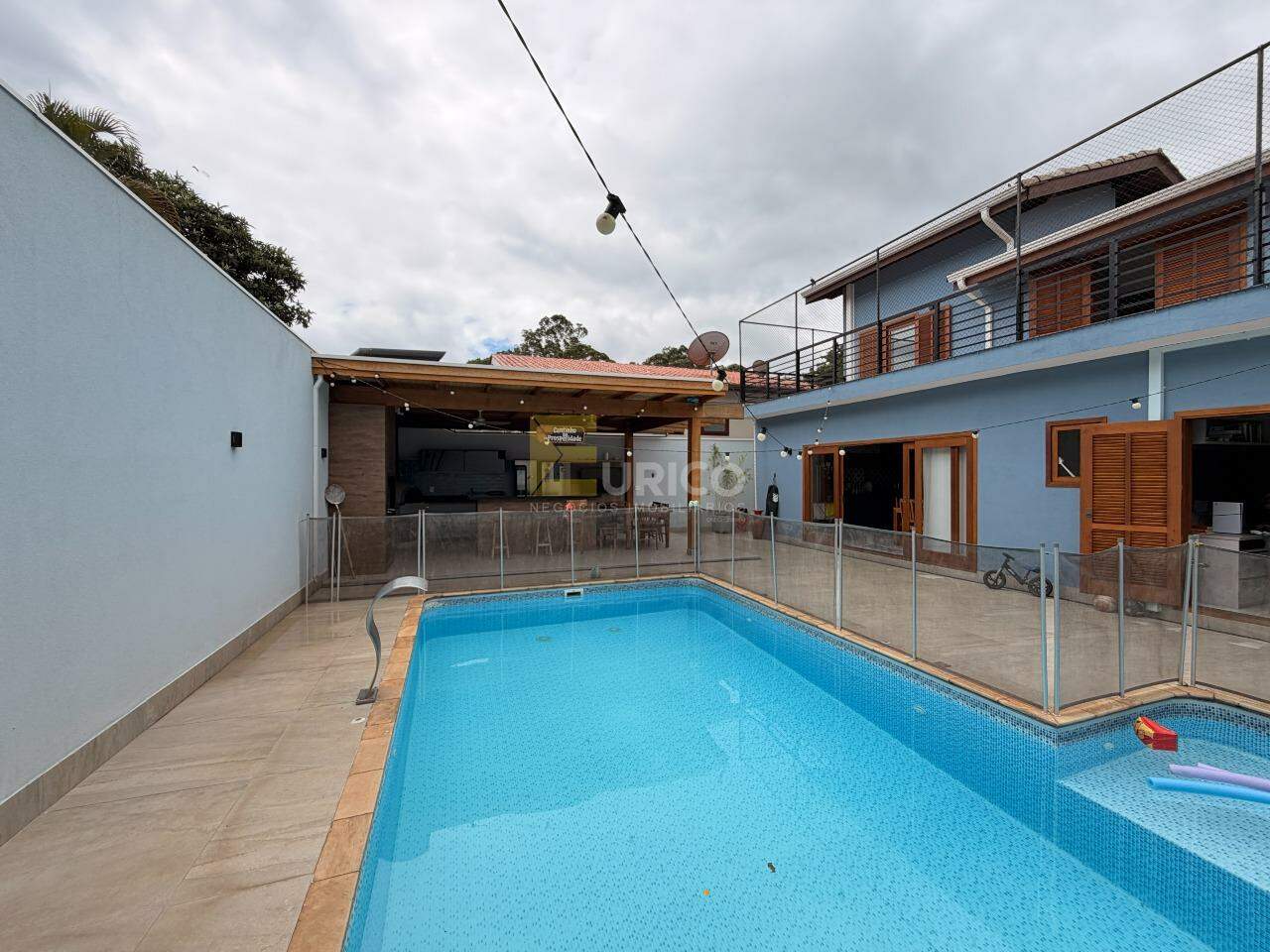 Casa em condomínio à venda no Condomínio Villaggio Capríccio em Louveira/SP: 