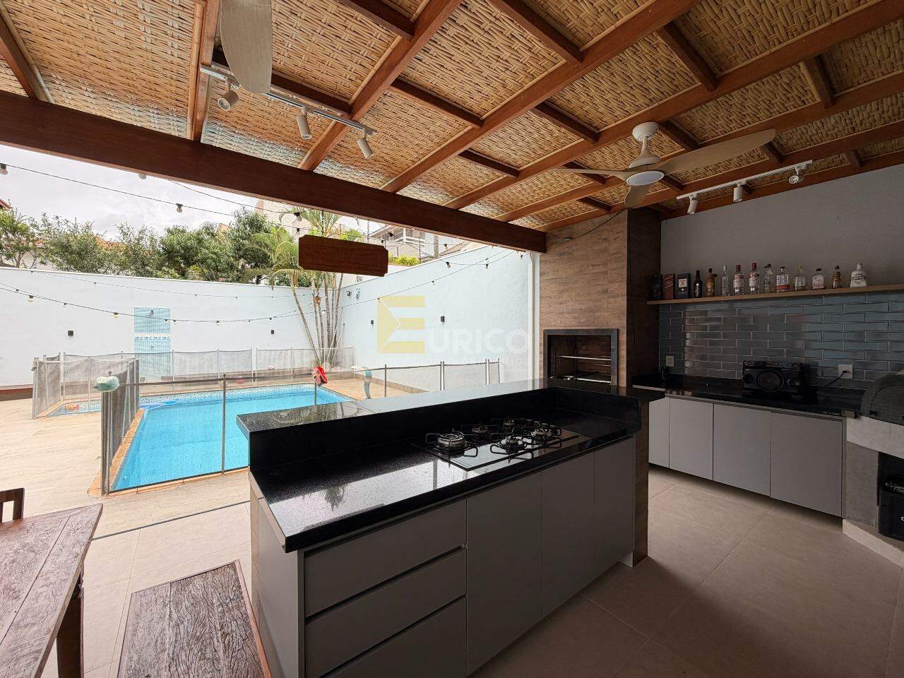 Casa em condomínio à venda no Condomínio Villaggio Capríccio em Louveira/SP: 