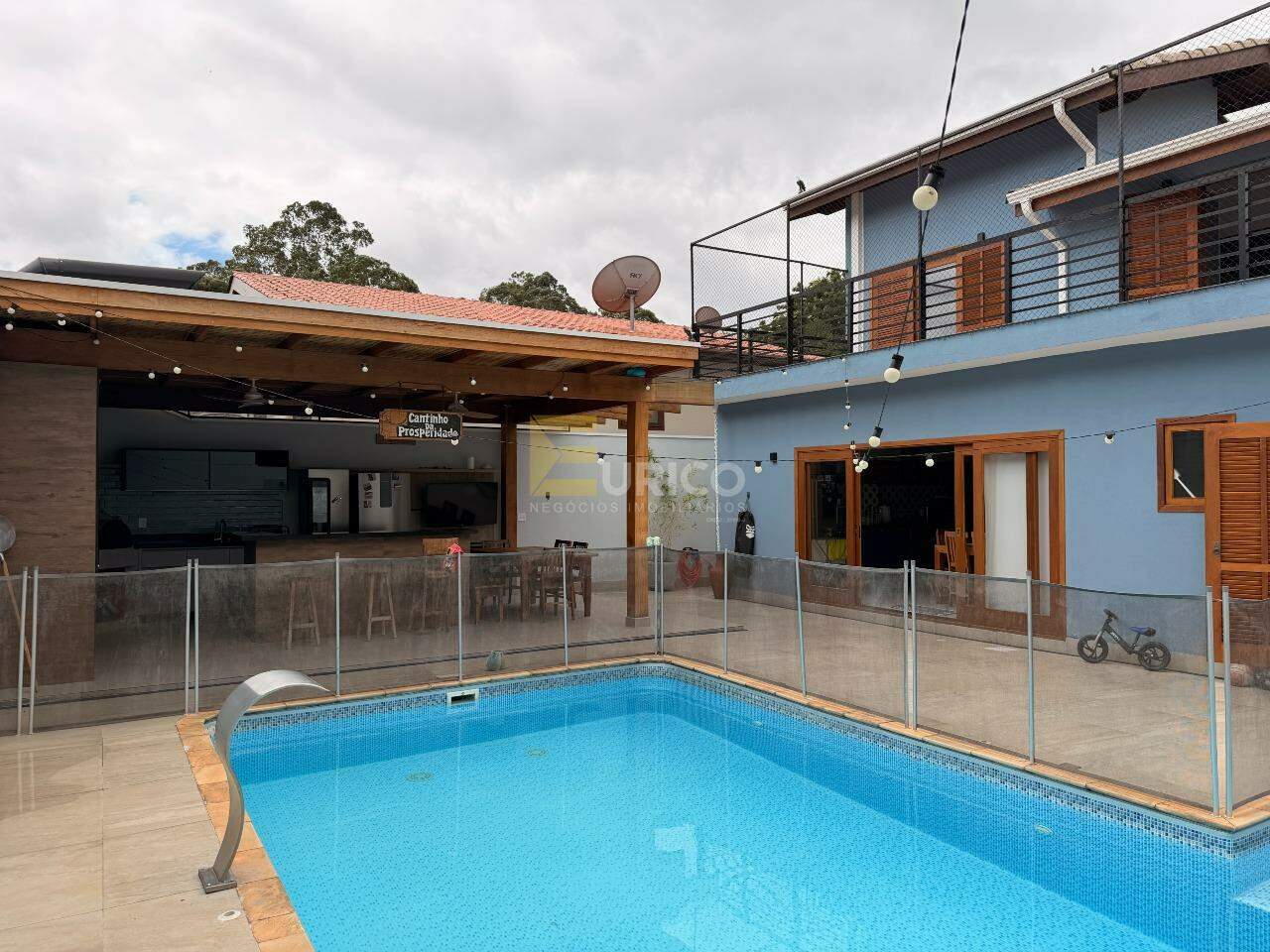 Casa em condomínio à venda no Condomínio Villaggio Capríccio em Louveira/SP: 