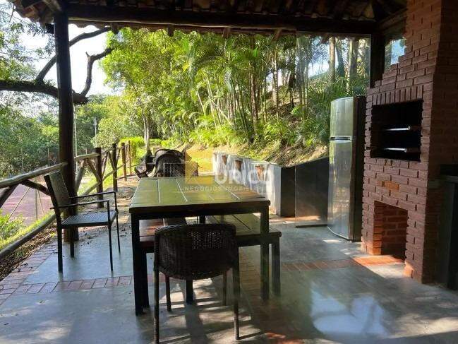 Terreno em Condomínio à venda no Condomínio Villa Lombarda em Valinhos/SP: 