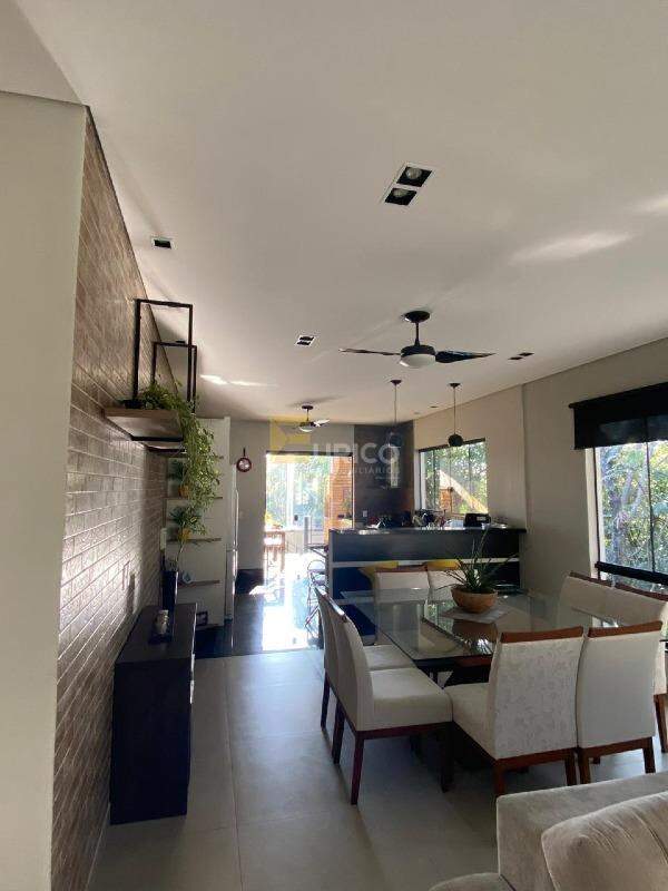 Casa à venda no Condomínio Flor da Serra em Valinhos/SP: 