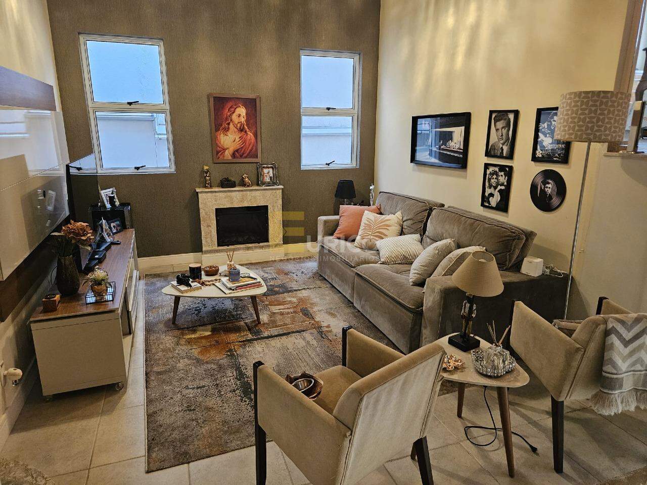 Casa em condomínio à venda no Condomínio Recanto dos Paturis em Vinhedo/SP: 