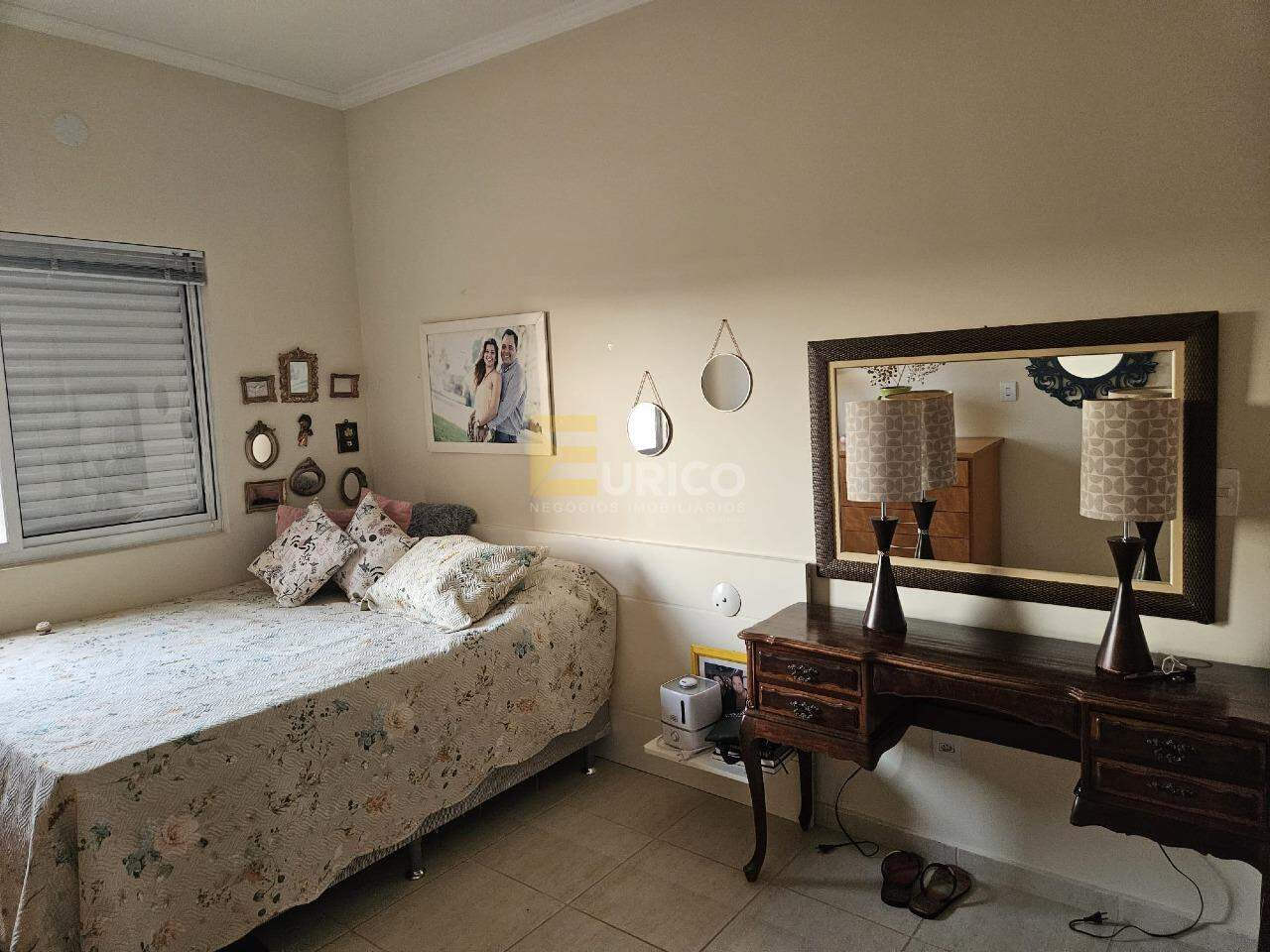 Casa em condomínio à venda no Condomínio Recanto dos Paturis em Vinhedo/SP: 