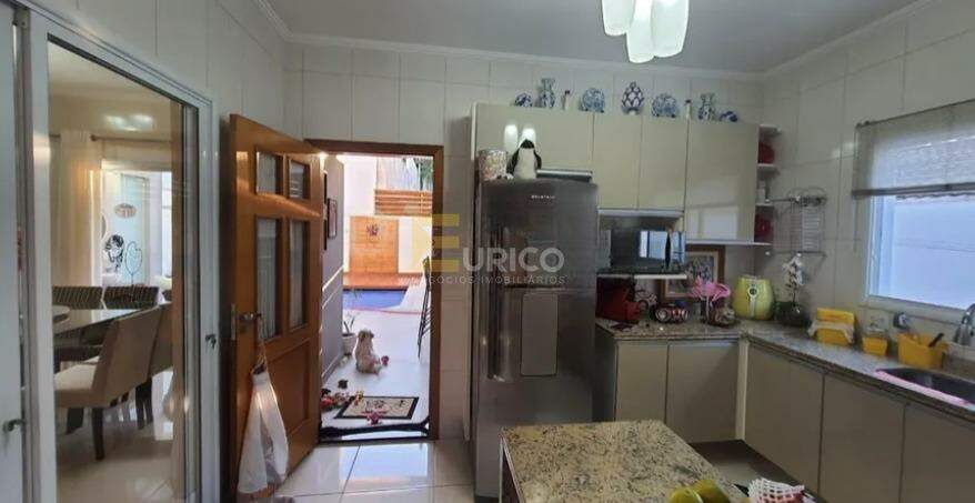 Casa em condomínio à venda no Condomínio Vivenda das Cerejeiras em Valinhos/SP: 