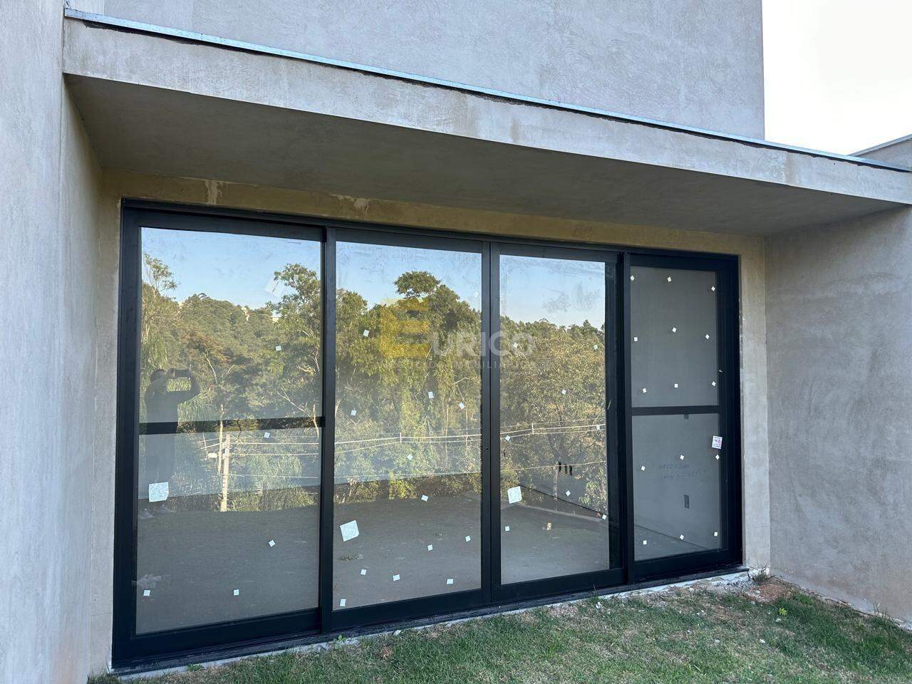 Casa em condomínio à venda no Condomínio Ecoville em Araçariguama/SP: 