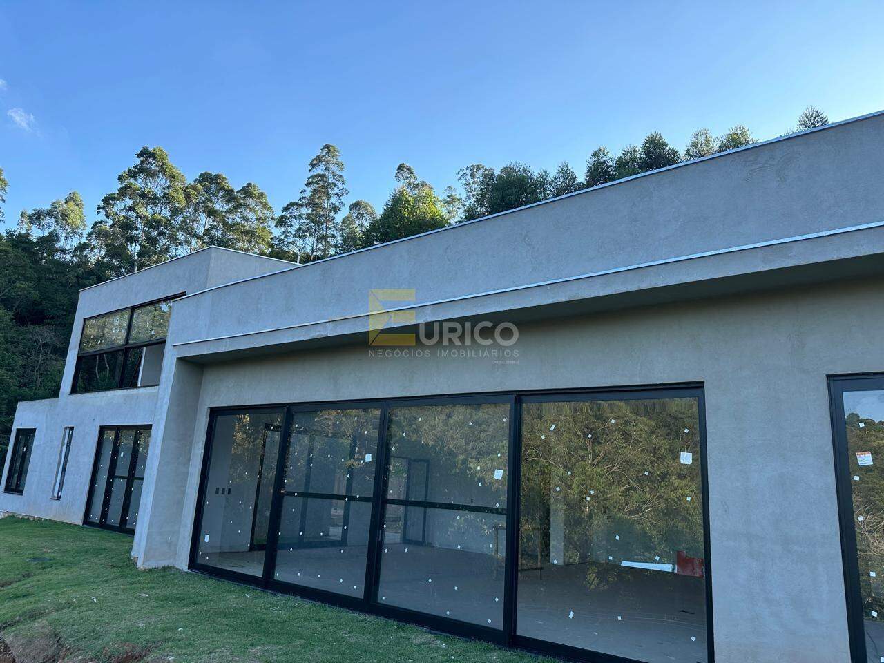 Casa em condomínio à venda no Condomínio Ecoville em Araçariguama/SP: 