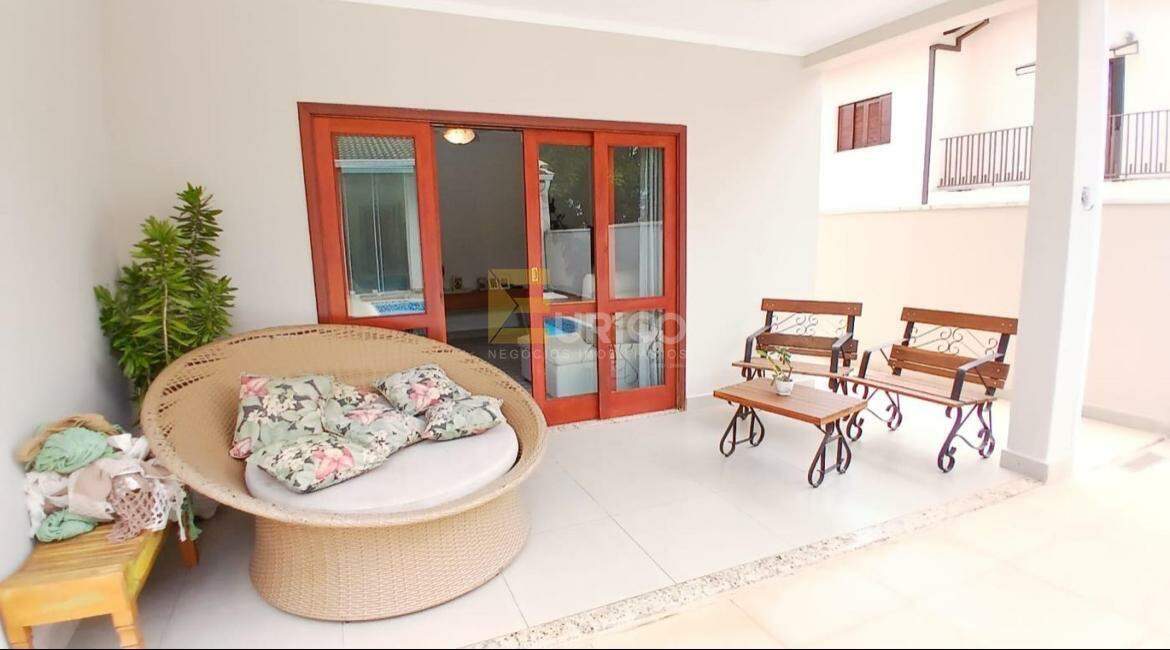 Casa em condomínio à venda no Condomínio Villaggio Capríccio em Louveira/SP: