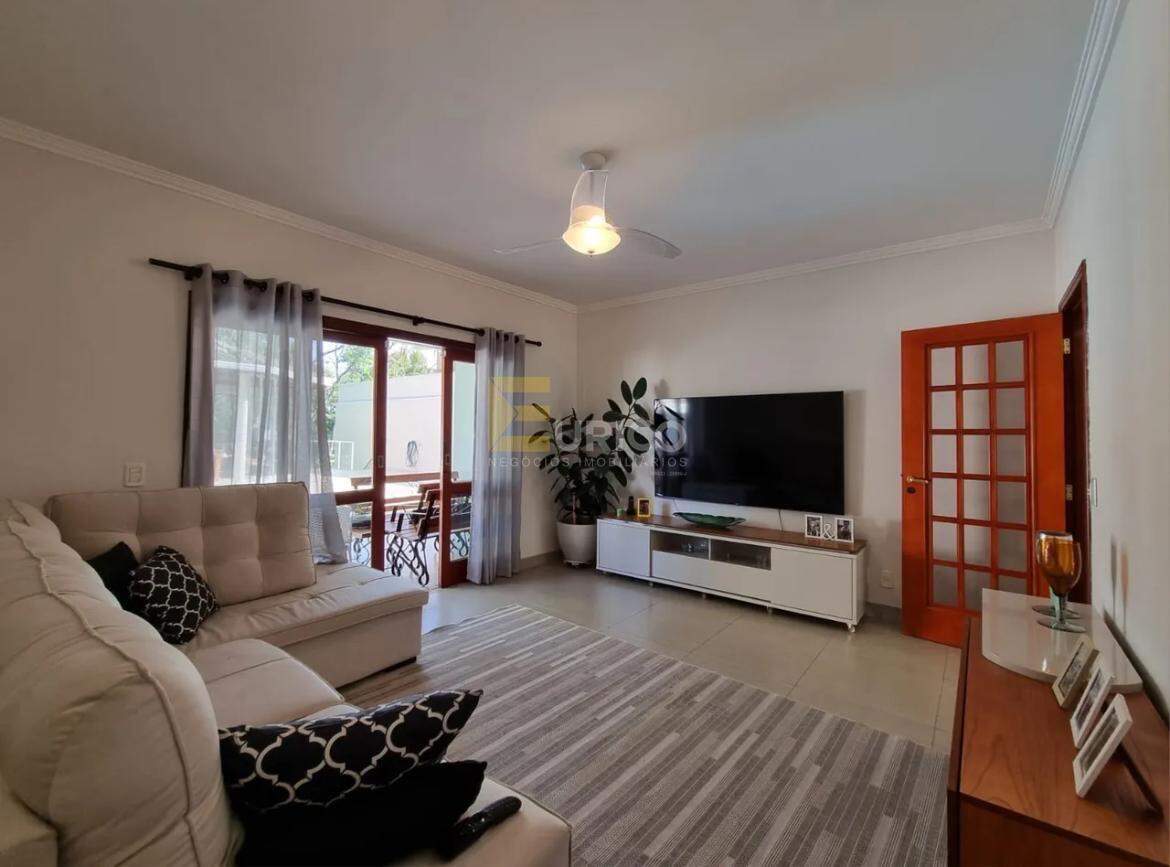 Casa em condomínio à venda no Condomínio Villaggio Capríccio em Louveira/SP: