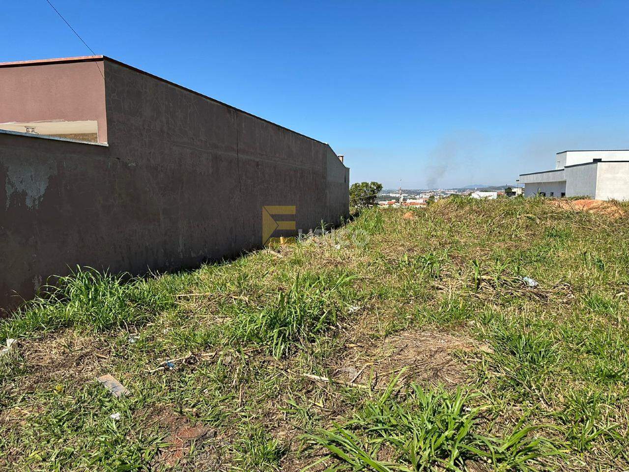 Terreno à venda no Santa Cândida em Vinhedo/SP: 