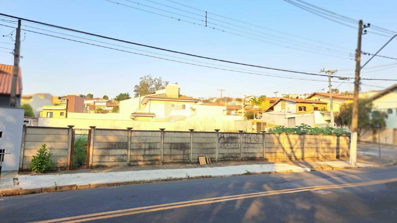 Terreno à venda no JARDIM DAS PALMEIRAS em Valinhos/SP: 