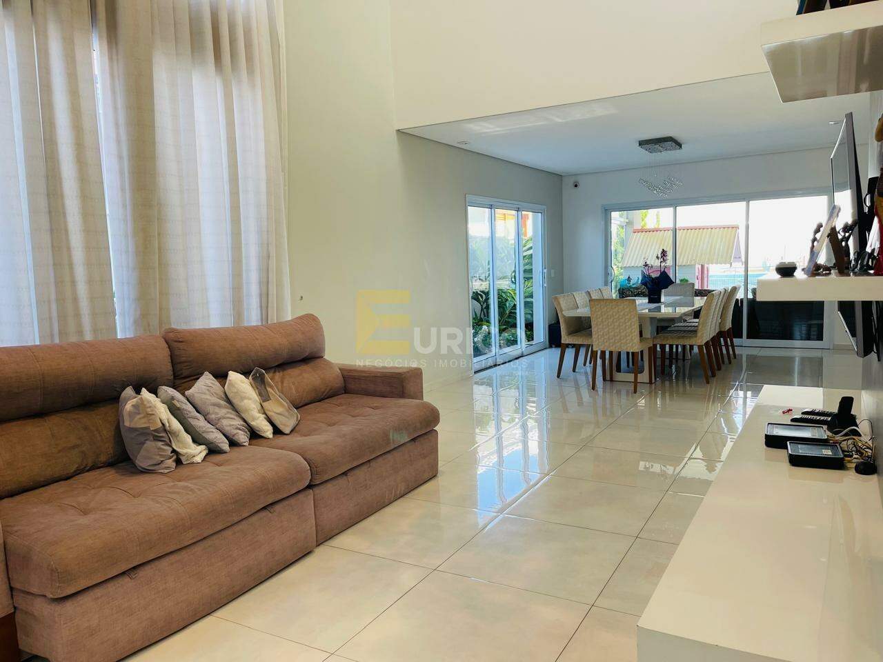 Casa à venda no Condomínio Zurich Dorf em Valinhos/SP: 