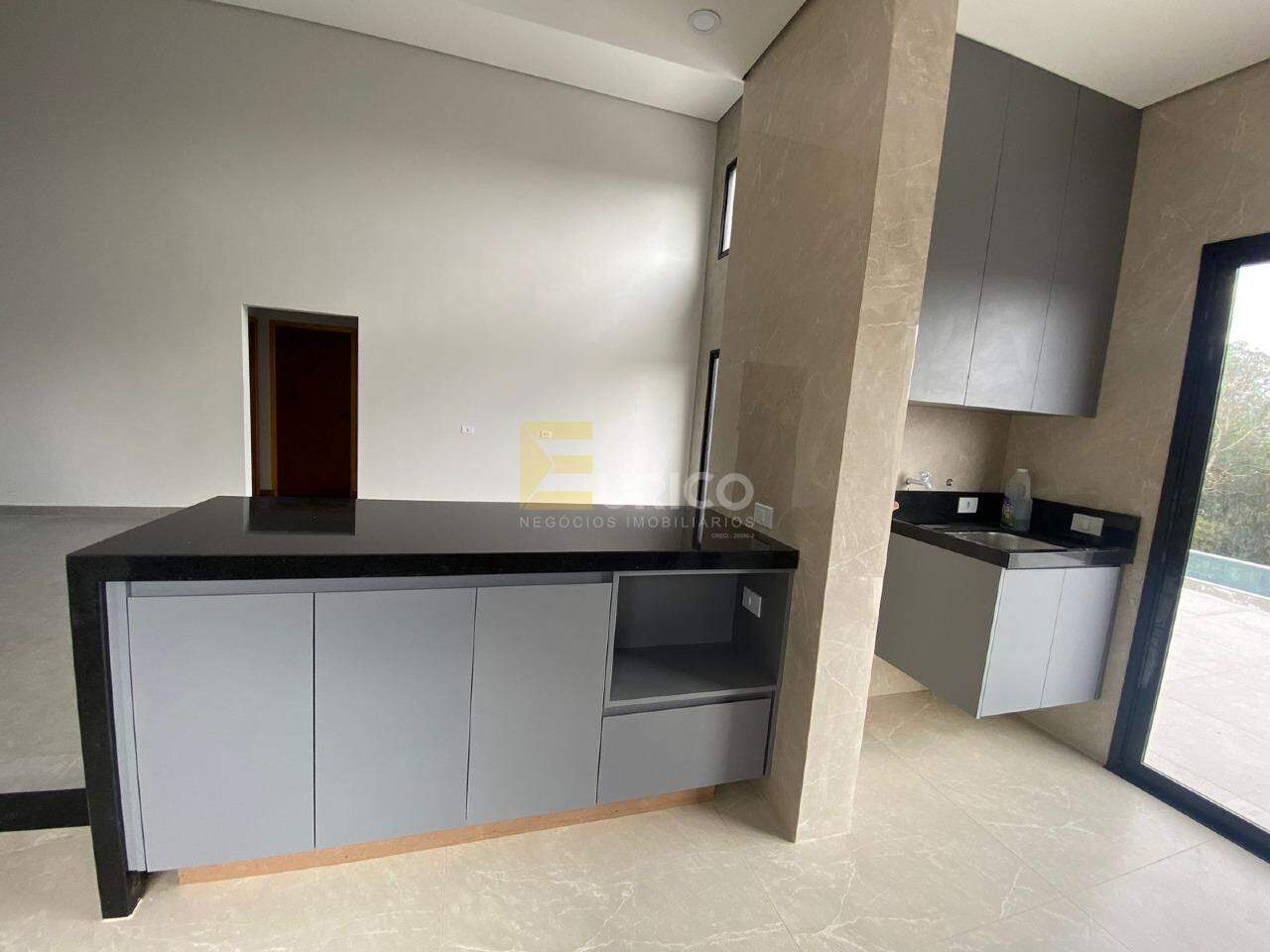 Casa em condomínio à venda no Residencial Lagos de Jarinu em Jarinu/SP: 