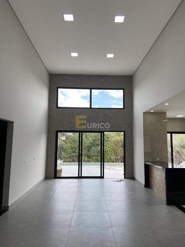 Casa em condomínio à venda no Residencial Lagos de Jarinu em Jarinu/SP: 