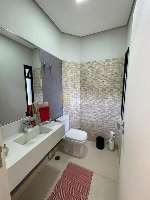 Casa à venda no Condomínio Porto Seguro Village em Valinhos/SP: 