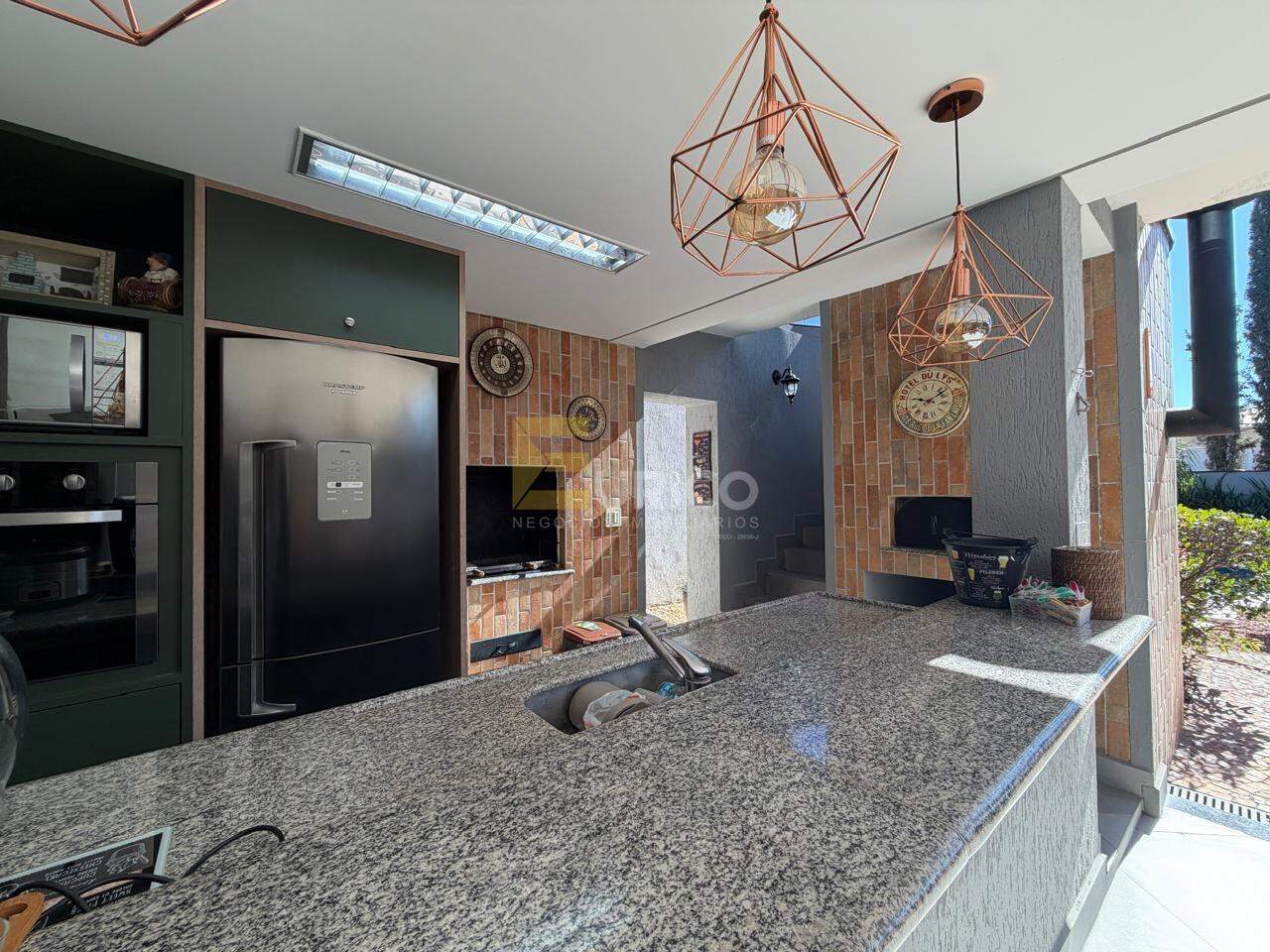 Casa em condomínio à venda no Condomínio Reserva Colonial em Valinhos/SP: 