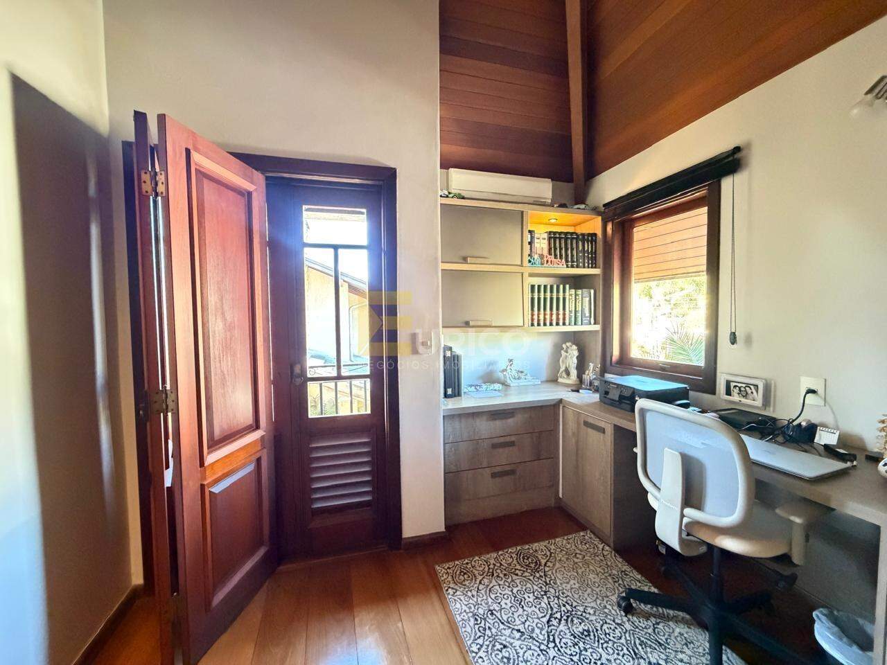 Casa em condomínio à venda no Condomínio Reserva Colonial em Valinhos/SP: 