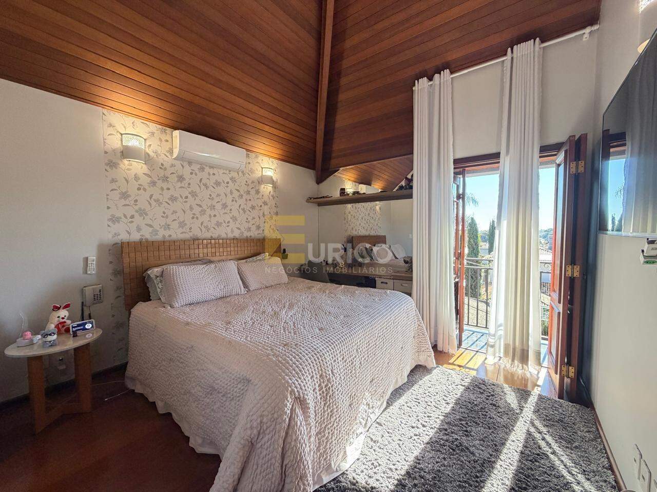 Casa em condomínio à venda no Condomínio Reserva Colonial em Valinhos/SP: 