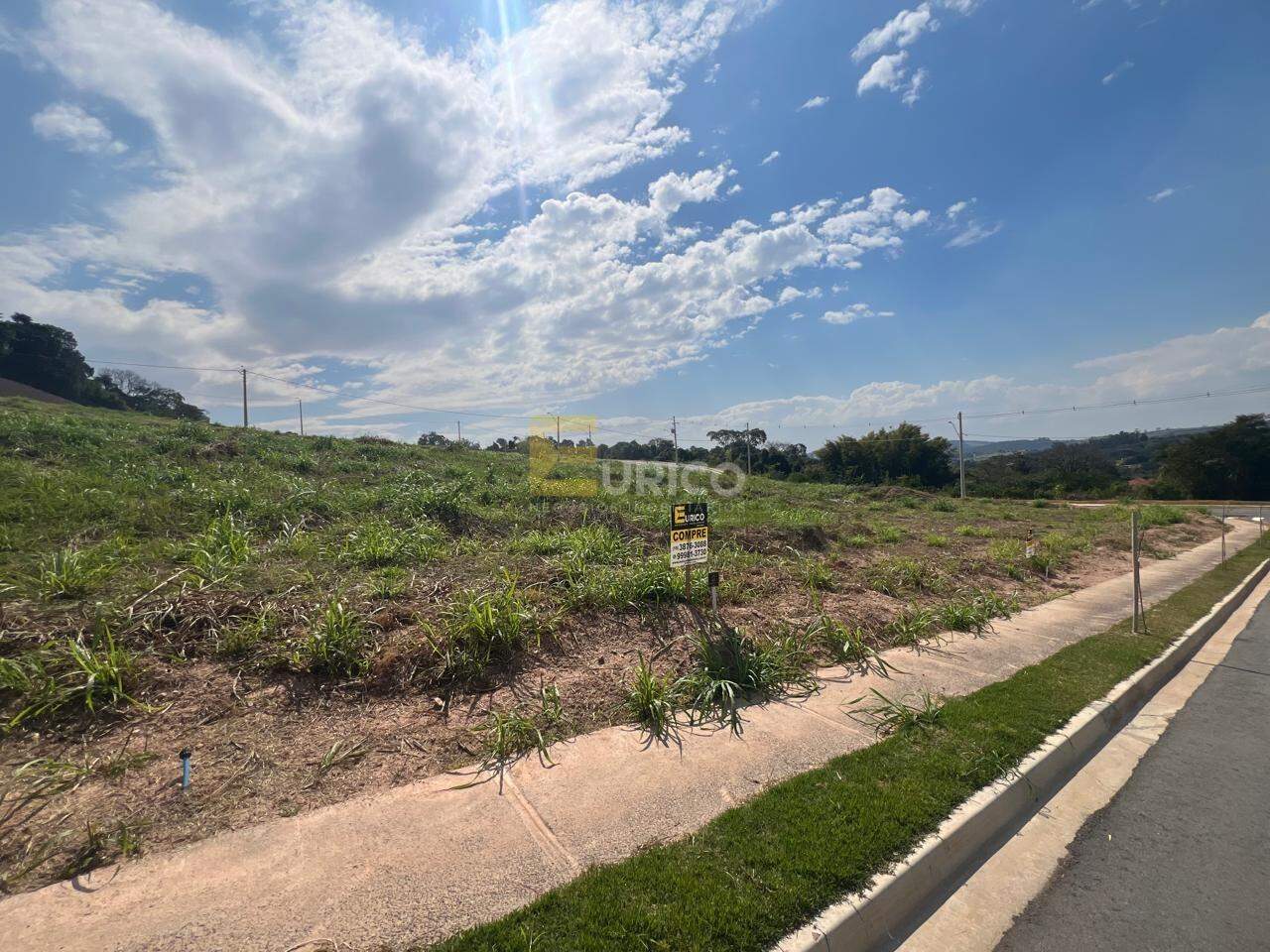 Terreno em Condomínio à venda no Condomínio Residencial San Lucca em Vinhedo/SP: 