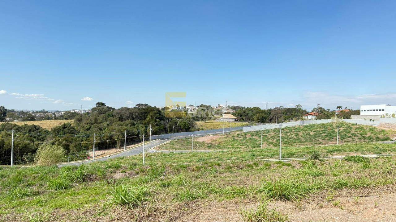 Terreno em Condomínio à venda no Condomínio Residencial San Lucca em Vinhedo/SP: 
