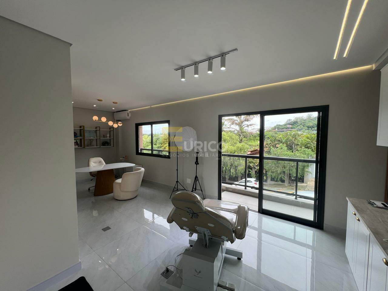 Sala para aluguel no Vinhedo Premium Portal Flat Office Mall em Vinhedo/SP: 