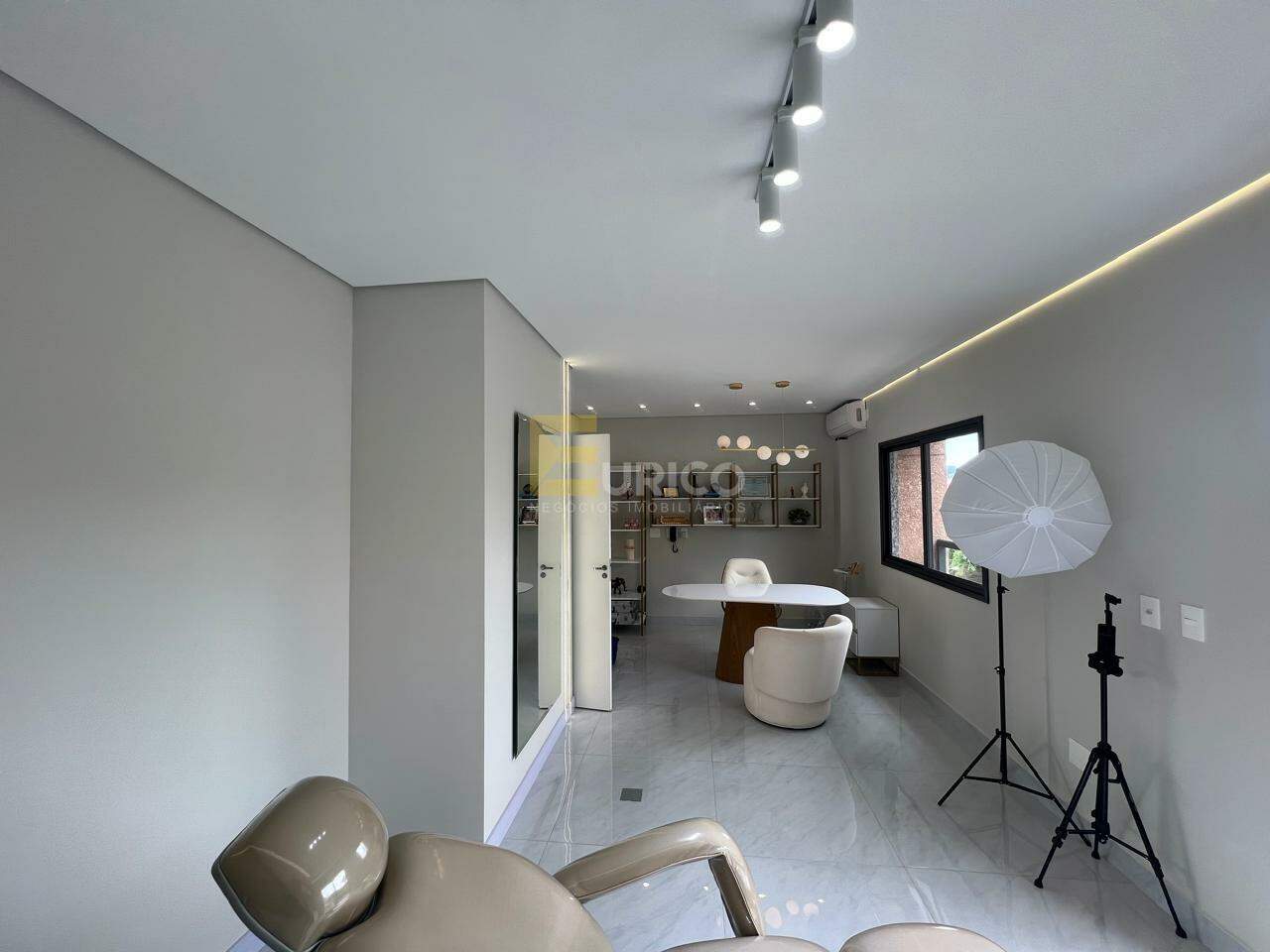 Sala para aluguel no Vinhedo Premium Portal Flat Office Mall em Vinhedo/SP: 