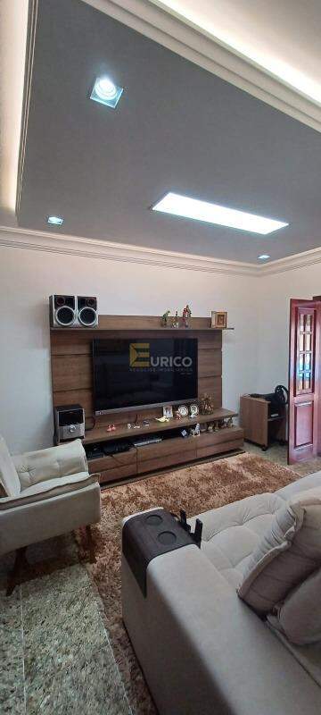 Casa à venda no Parque Santana em Valinhos/SP: 