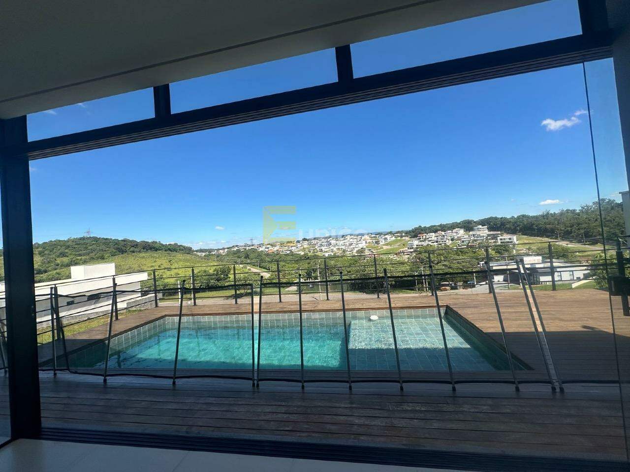 Casa em condomínio à venda no Condomínio Santa Isabel em Louveira/SP: 